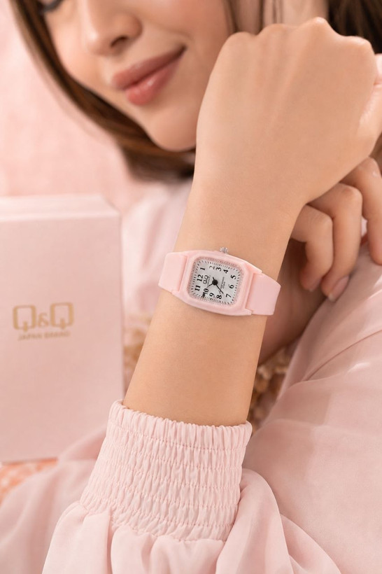 ساعت مچی زنانه طرح Q&Q مدل Classic Pink